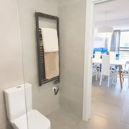 Entero A 1 Minuto De La Playa * Benidorm